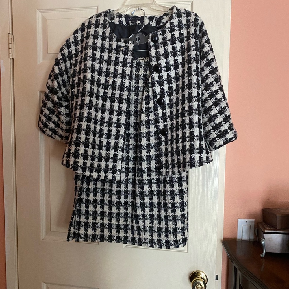 Beautiful black and white checker skirt and coat